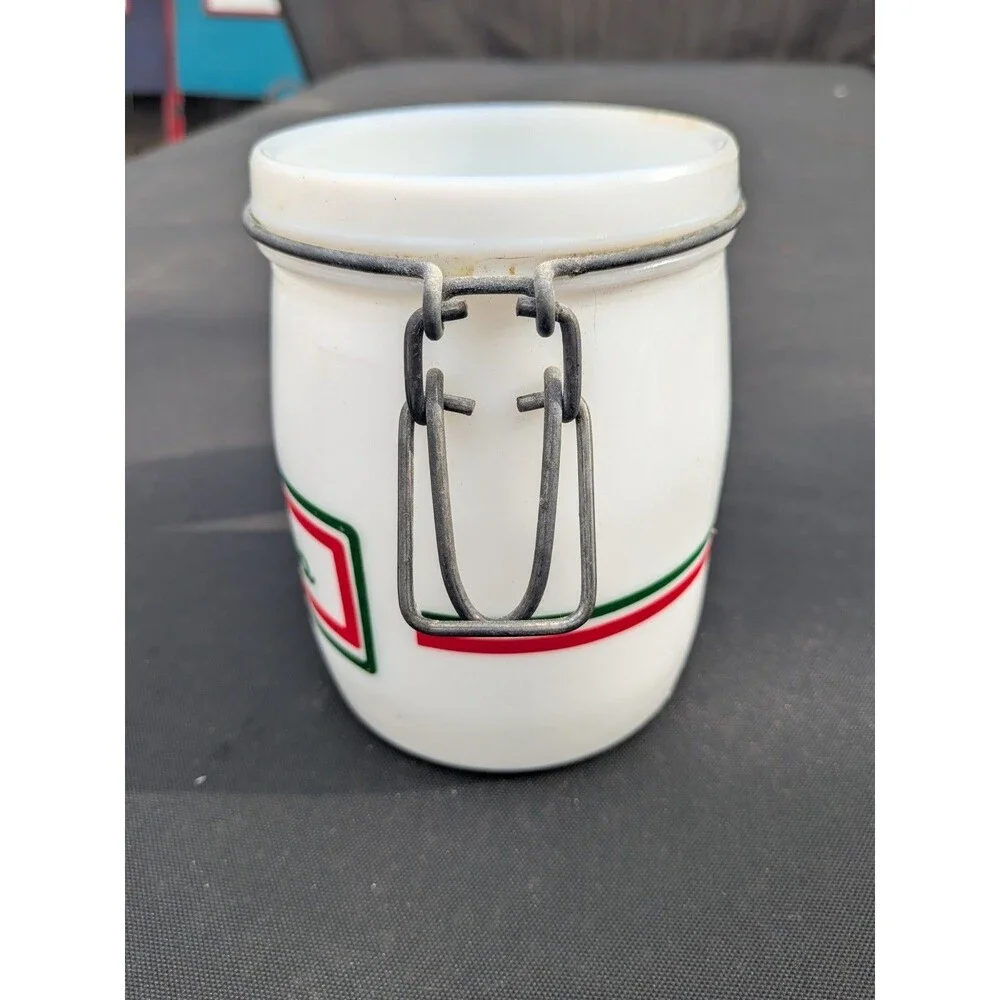 Vintage Wheaton Cucina Tea Canister Milk Glass 3/4 L Liter Fine Glassware Clamp